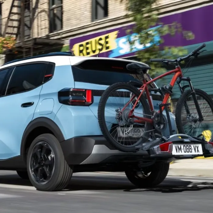 Vonóhorogra szerelhető kerékpártartó